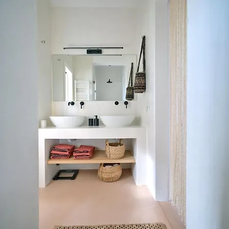 Villa In Paros, Fantastic Waterfront