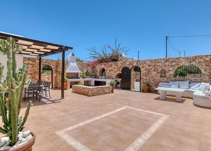 In Paros, Fantastic Waterfront Páros