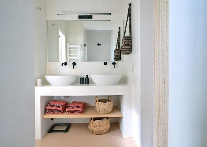 Villa In Paros, Fantastic Waterfront